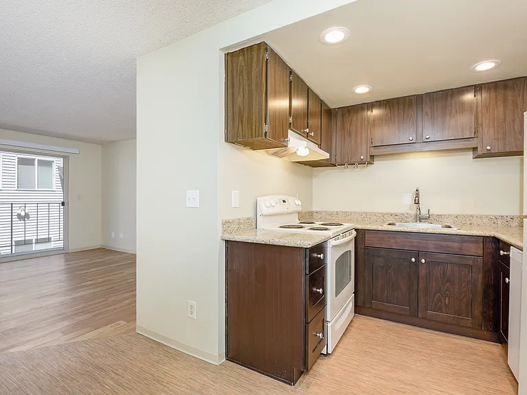 Stonebridge Apartments — Photo 74