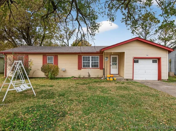 521 NE Elmhurst Ave, Bartlesville, OK 74006