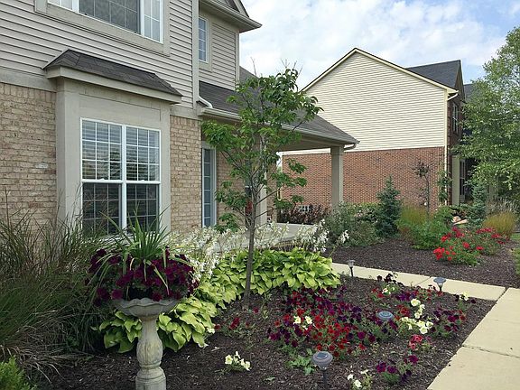 3rd image of 26223 Daria Cir W