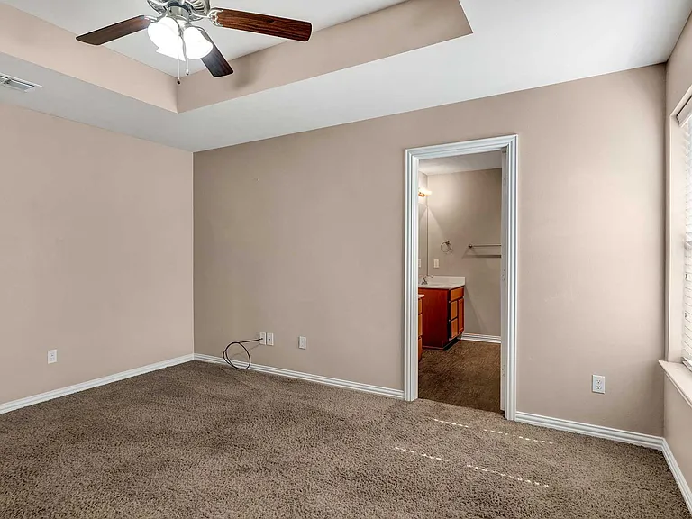 Kara Lynn Place Luxury Homes- ASK ABOUT OUR SPRING MOVE-IN SPECIAL TODAY! — Photo 35
