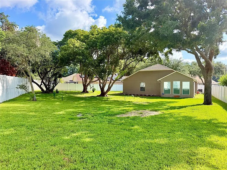 80 Pine Forest Pl — Photo 16