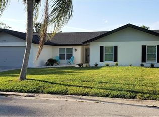 5717 Seabreeze Dr, Port Richey, FL 34668