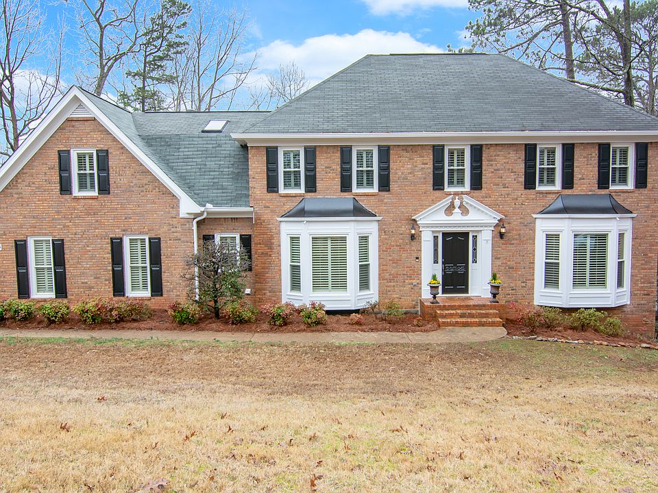 1st image of 205 Berry Glen Ct