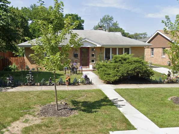 7608 45th St, Lyons, IL 60534