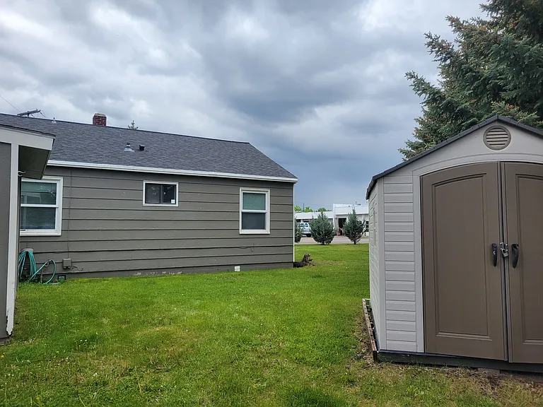 710 Mount Ave — Photo 18