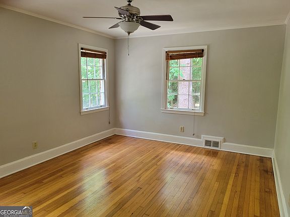 5th image of 1845 Monroe Dr NE APT 1
