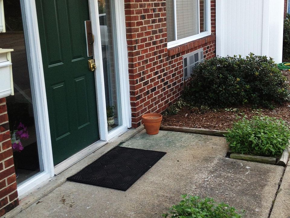 1st image of 4617 Colley Ave #803B