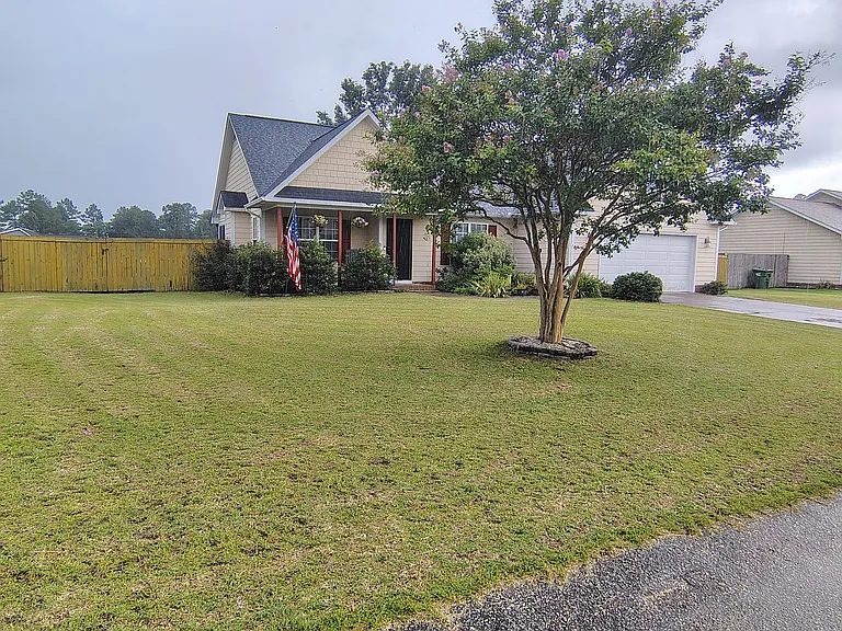 137 Appalachian Dr — Photo 2