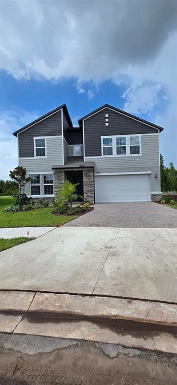 5 bed, 4.5 bath, 3200 sqft, $4,300 — Photo 1