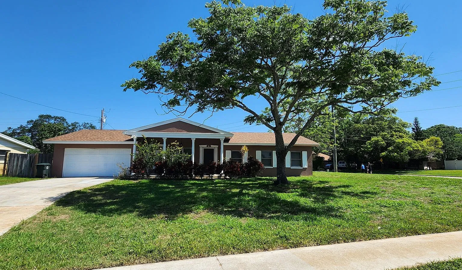 Single Family Home — Photo 2