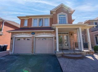 17 Charger Ln, Brampton, ON L7A 3B2