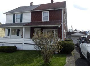 12 3rd St, Cairnbrook, PA 15924