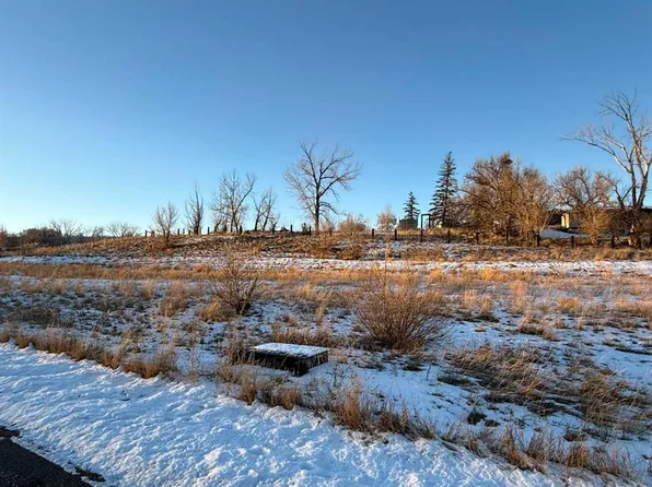 16 Canyon Creek Dr SW, Medicine Hat, AB T1B 0B2