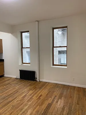 Rented by Landmark Real Estate | media 17