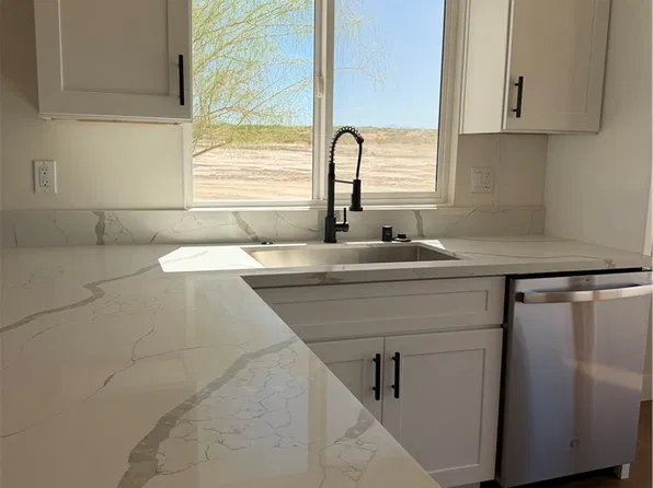 6401 Hafen Ranch Rd, Pahrump, NV 89061