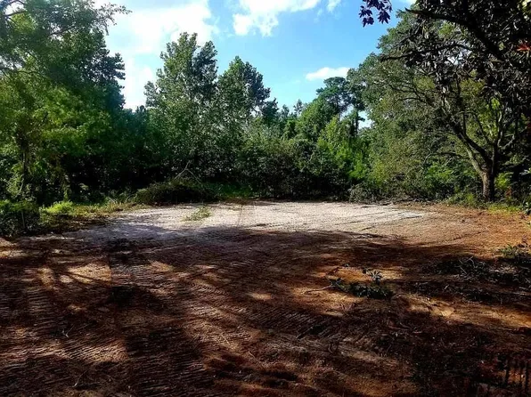 430 Forest Park Rd, Wilmington, NC 28409