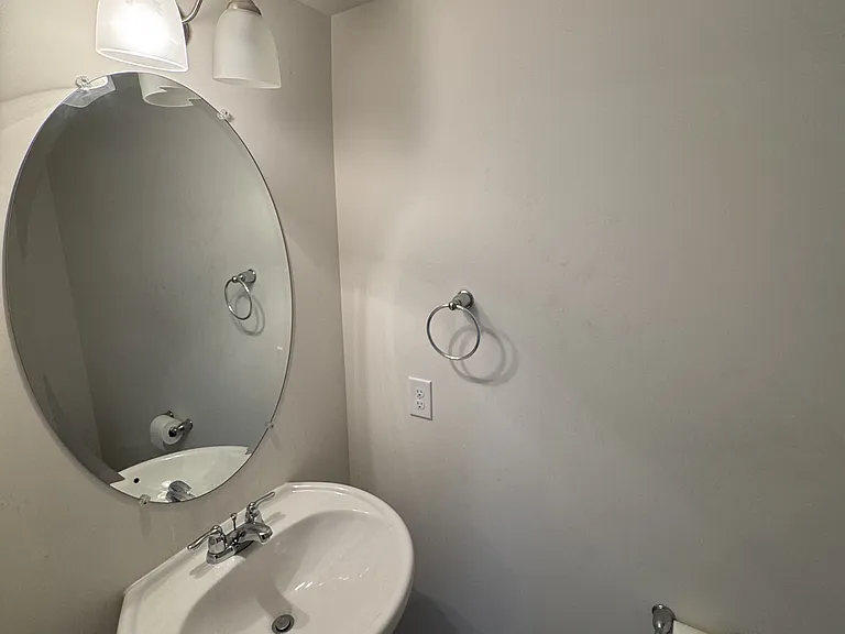 172 Drexel Ct #1 — Photo 6