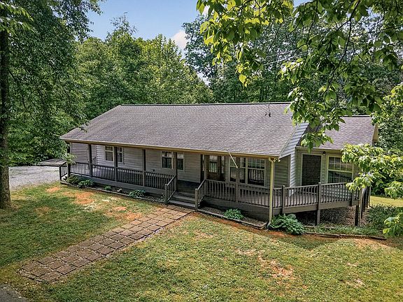 2nd image of 506 Deer Ridge Rd