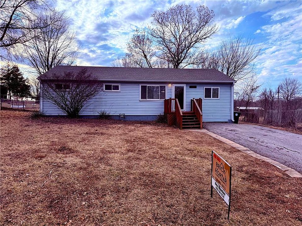 1st image of 17604 Montgall Dr