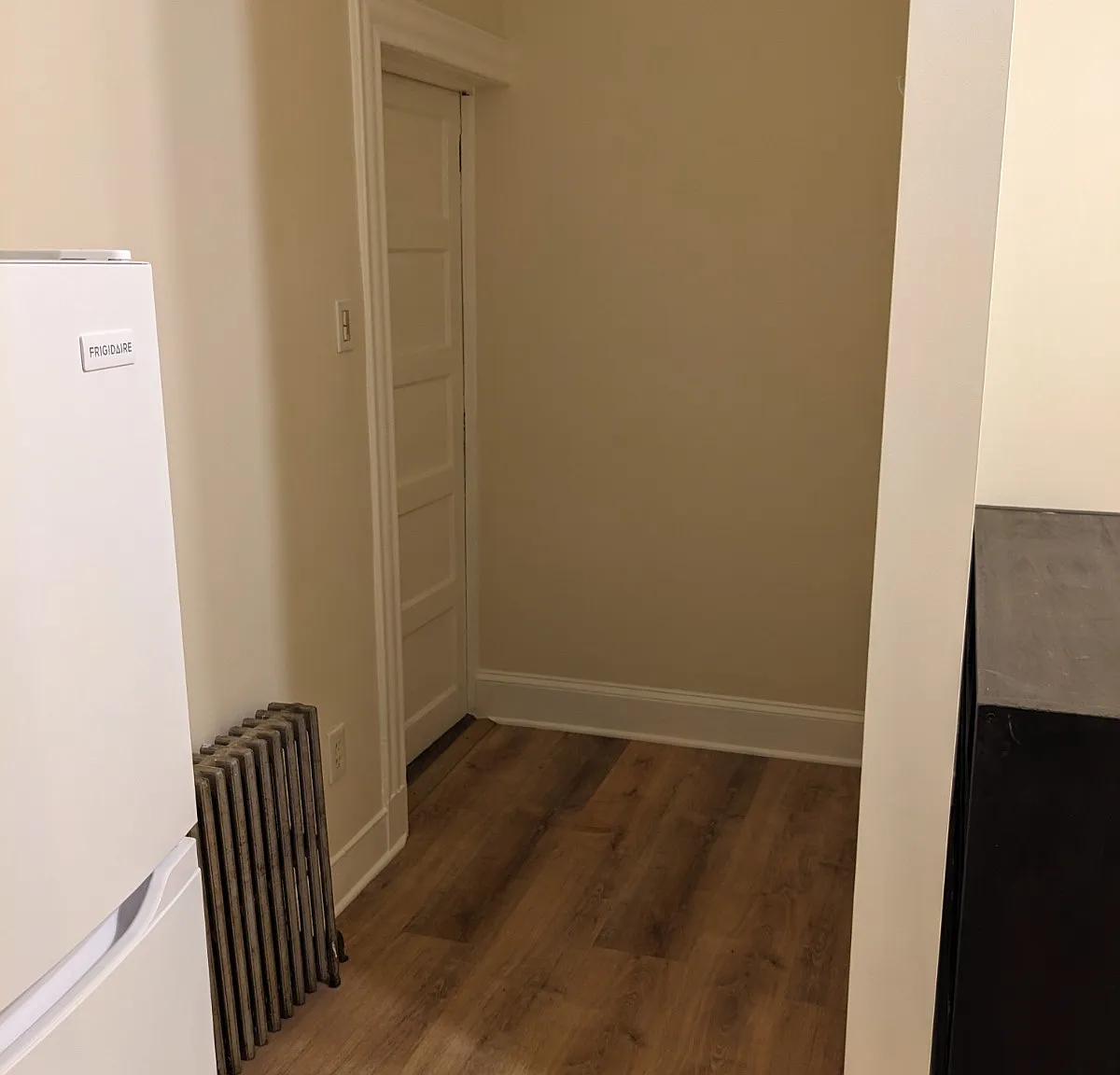 Studio, 400 sqft, $1,500 — Photo 4