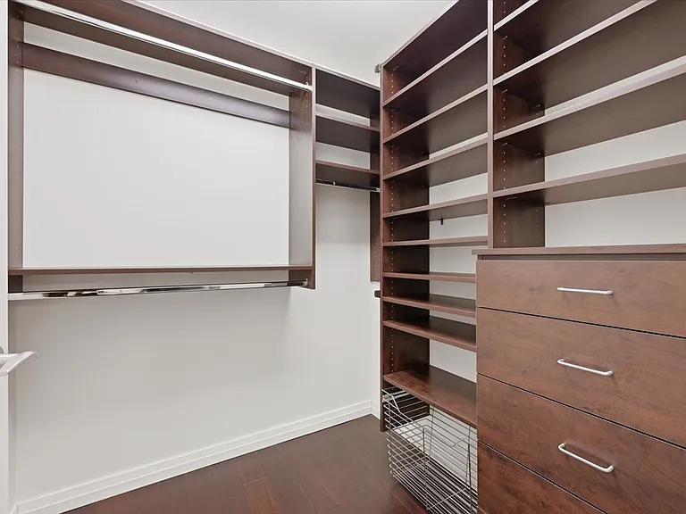 10700 NE 4th St #1006 — Photo 18