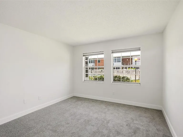 22333 Edgewater Dr #C2 — Photo 14