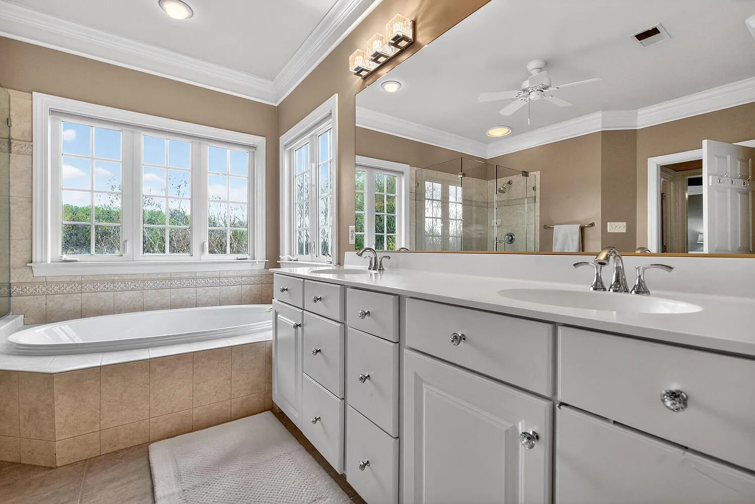 401 Hilton Head Ct - 1 — Photo 2