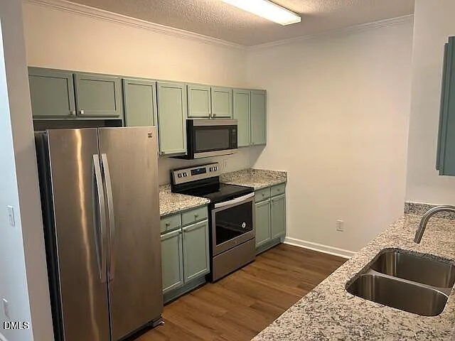339 N Church St — Photo 3