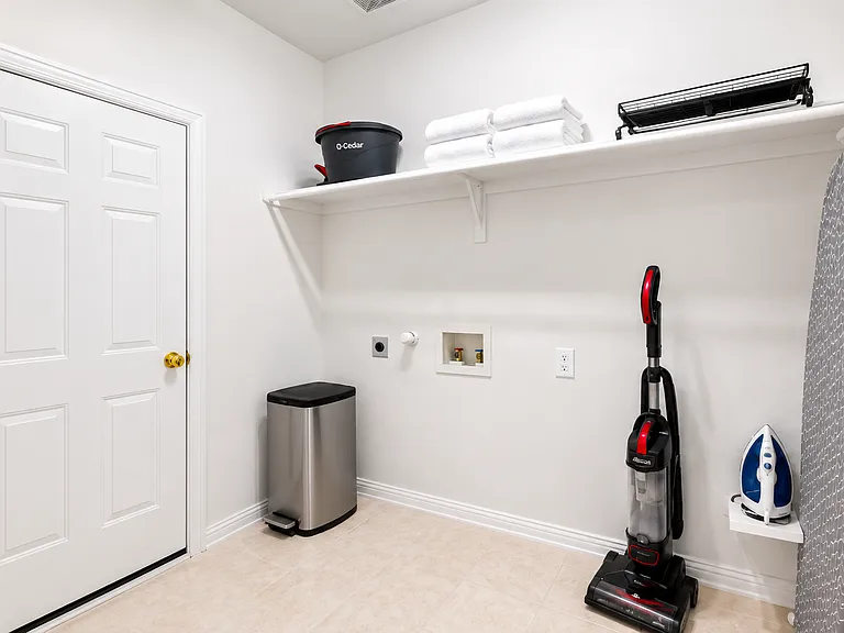 6650 Waverly Ln #6650 — Photo 3