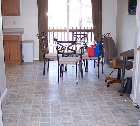 Large Kitchen with Table Space