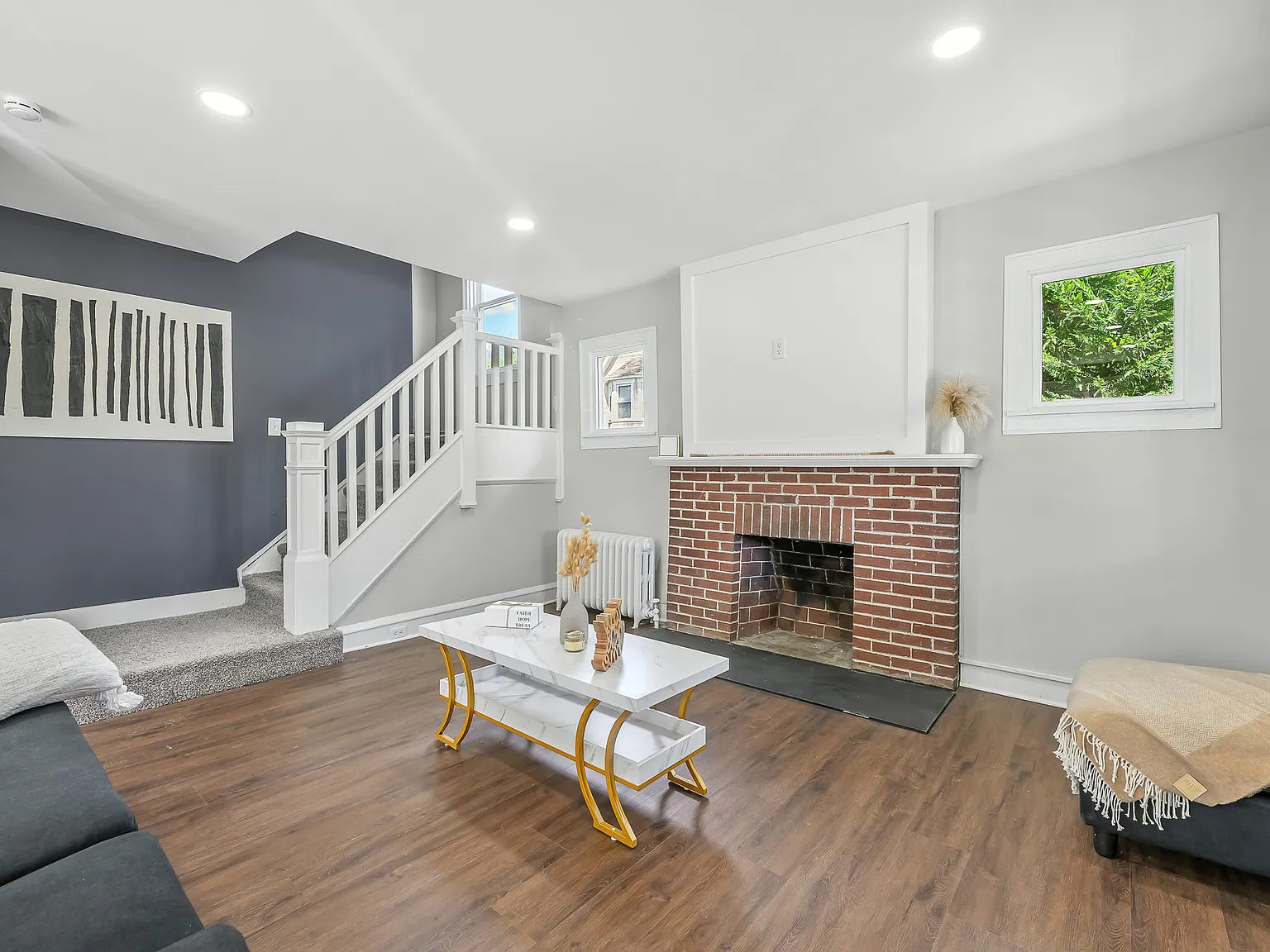 3 bed, 1344 sqft, $2,688 — Photo 3