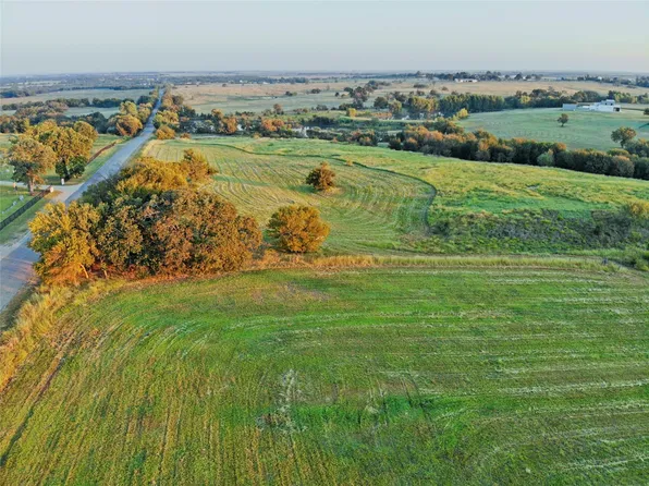 434 Four Corners Rd, West, TX 76691