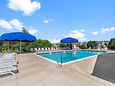 2 bed, 2.5 bath, 1151 sqft, $1,750 — Photo 3