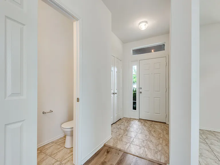 10716 Astor Dr — Photo 15