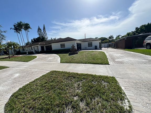 4th image of 17720 SW 92nd Ave