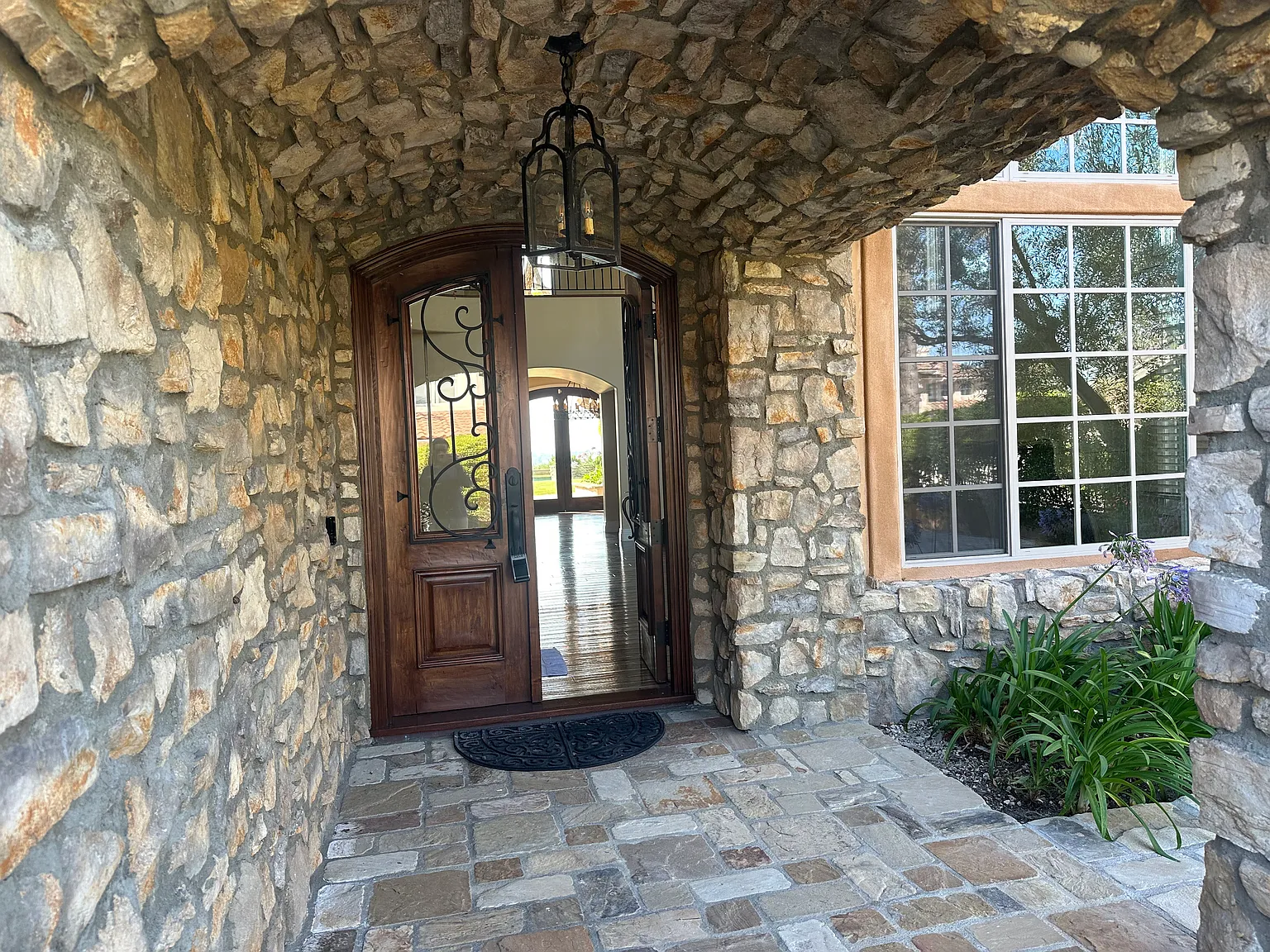 13522 Landfair Rd — Photo 3