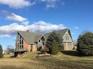 13323 Cherry St, Leo, IN 46765