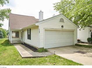 7137 W Cross Creek Trl, Brecksville, OH 44141
