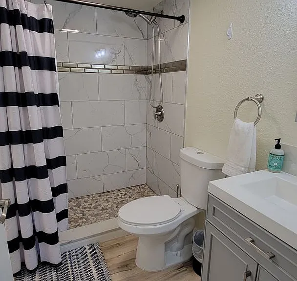 140 Uwapo Rd #28-104 — Photo 9