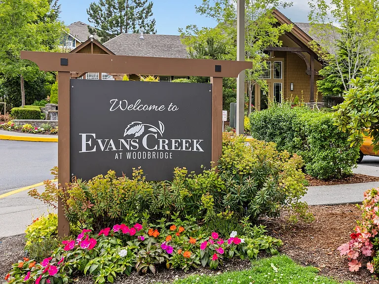 Evans Creek at Woodbridge — Photo 32