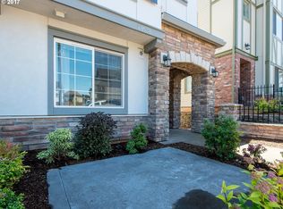 28538 SW Dundee Ln, Wilsonville, OR 97070