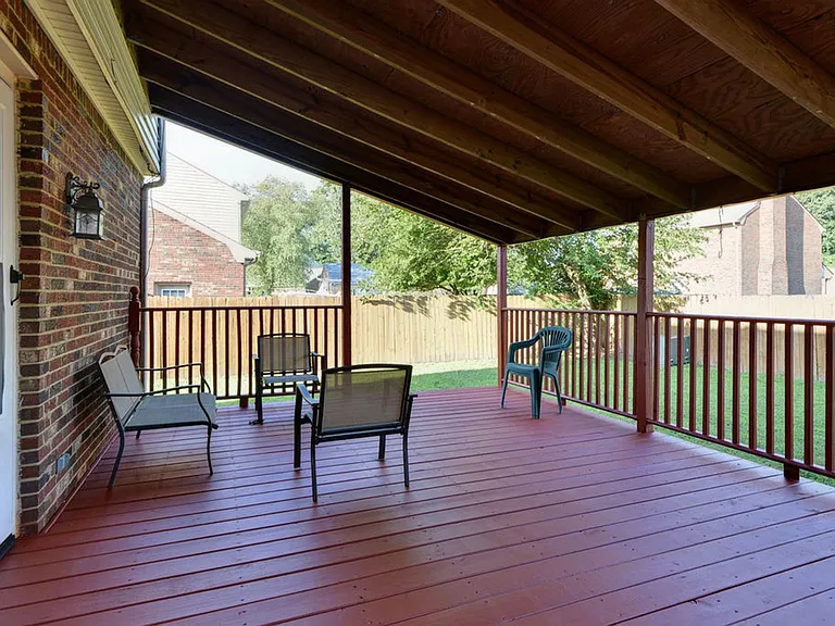 16 Natalie Dr — Photo 29