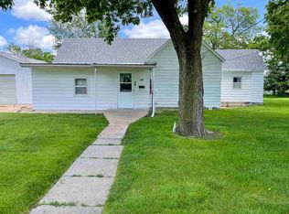 402 Cumberland St, Alma, NE 68920