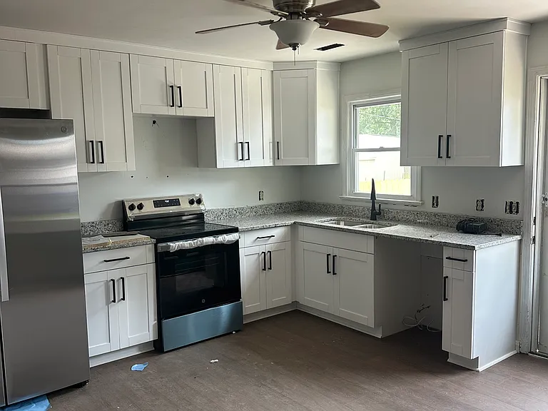 344 Hurdle Dr — Photo 4