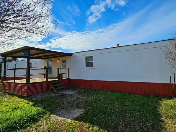 10877 County Road 348, Wills Pt, TX 75169