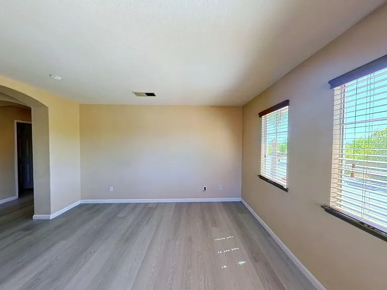 37978 Spur Dr — Photo 28