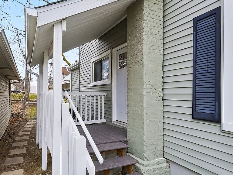 306 N Shiawassee St #2 — Photo 3