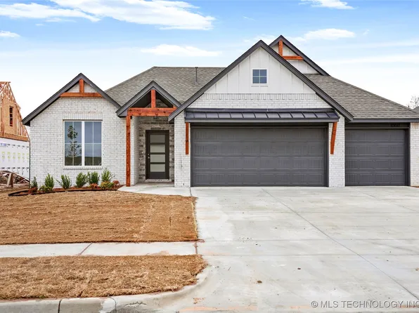 10611 S 233rd East Ave, Broken Arrow, OK 74014