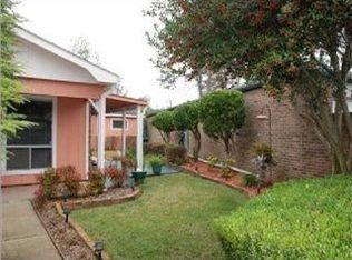 4 Cobblestone Way W, Mobile, AL 36608
