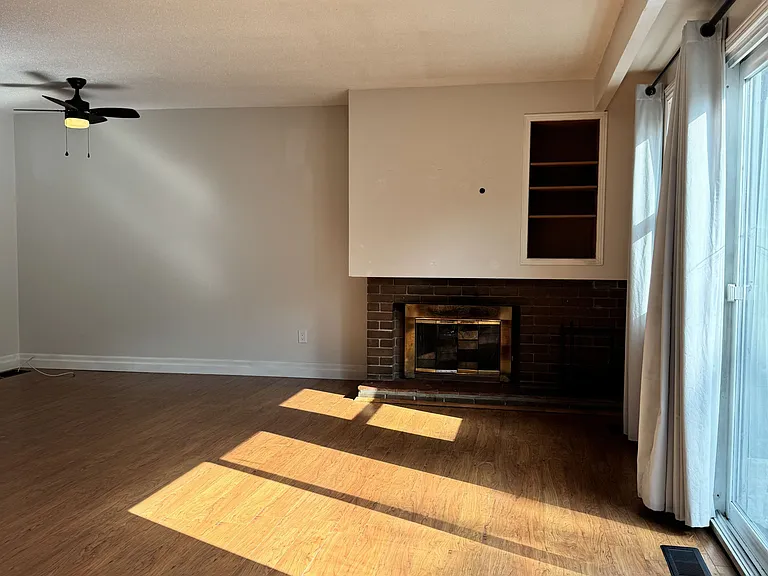 145 Penfield Dr — Photo 11